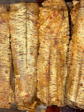 Load image into Gallery viewer, #2057AA- Spicy honey BBQ  cuttlefish- Mực cay cán mỏng Đặc Biệt ( miếng nhỏ)
